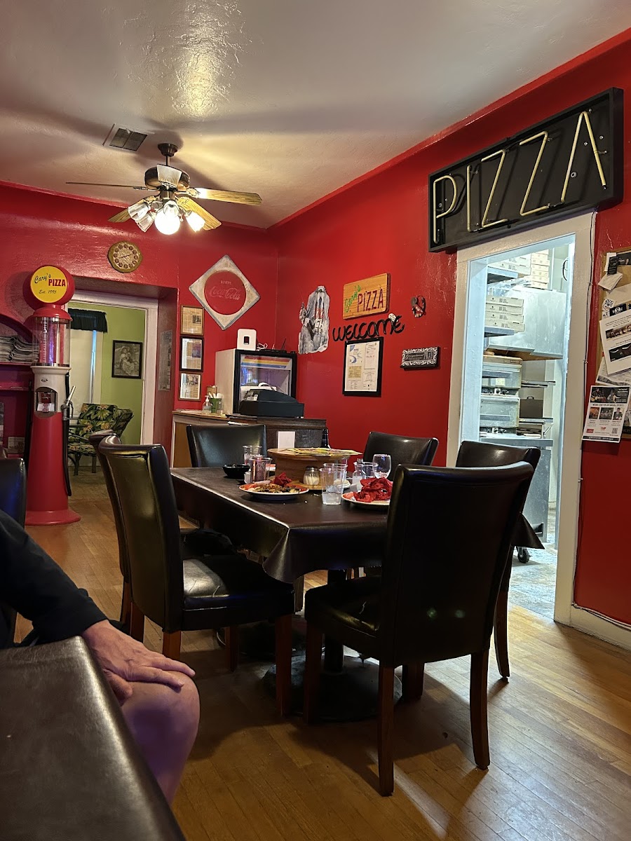 Cary's Pizza